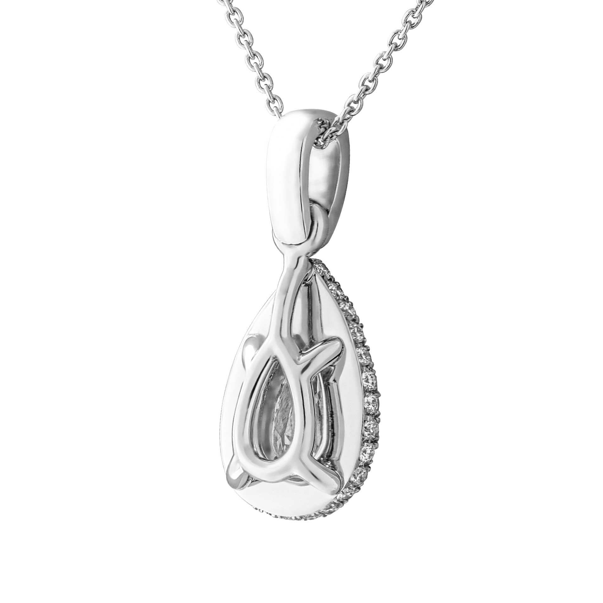 Taglio a goccia Ciondolo con diamante a forma di pera certificato GIA in vendita