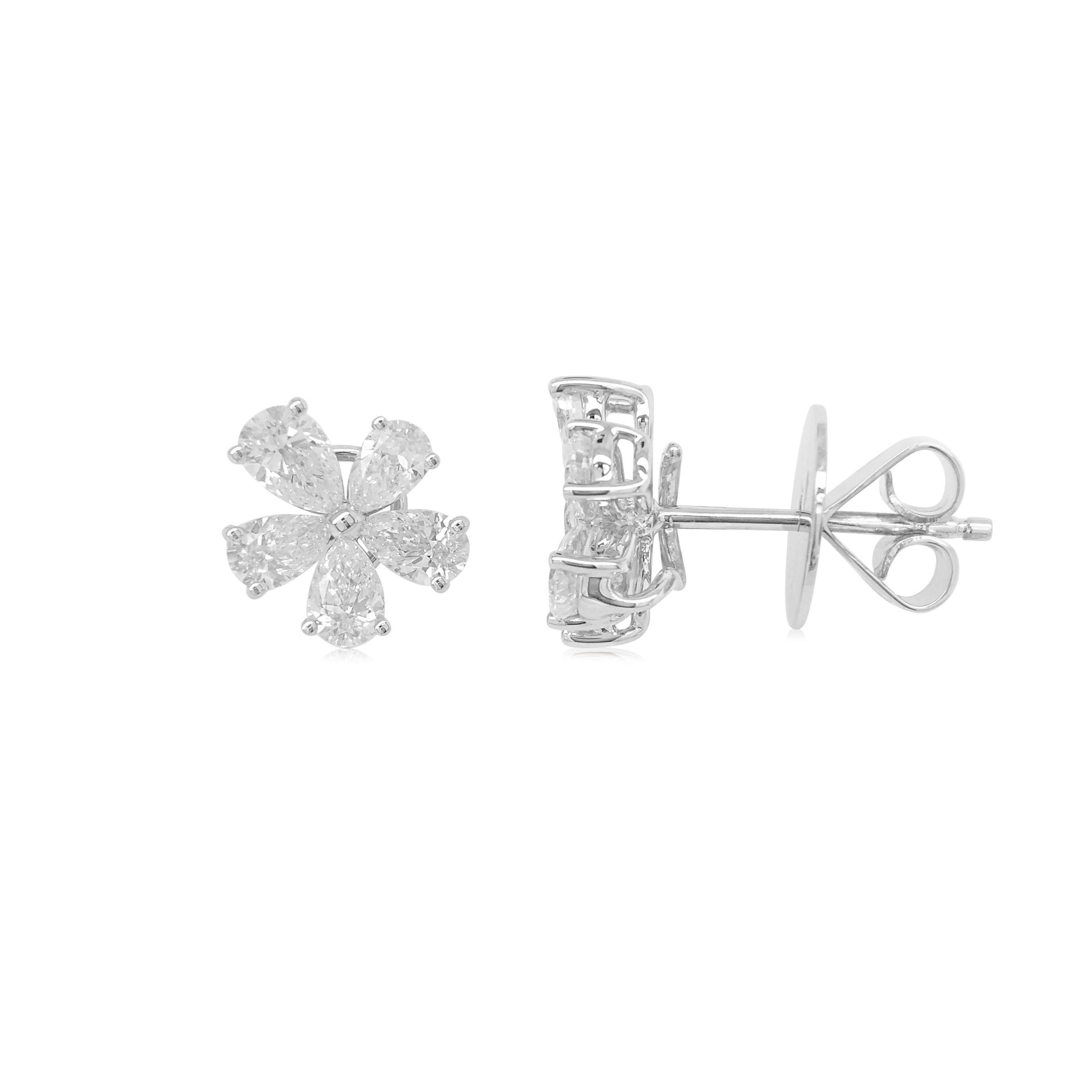 Donna Orecchino con diamante bianco a forma di pera certificato GIA e diamante rosa in oro 18 carati in vendita