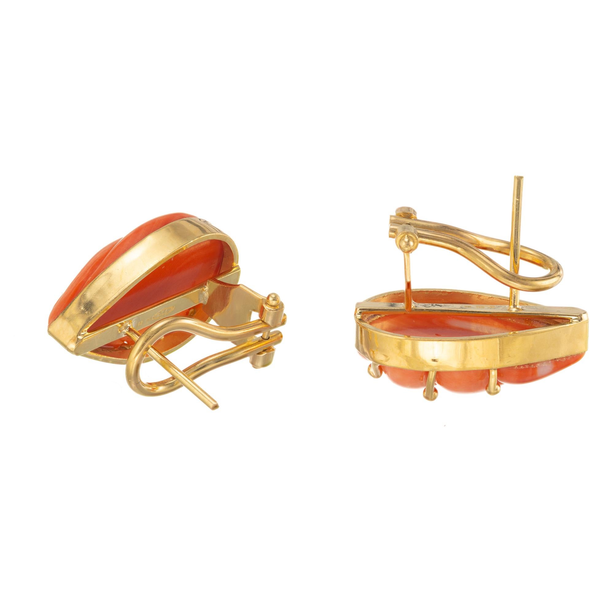 GIA Certified Pear Shaped Carved Coral Yellow Gold Earrings In Good Condition For Sale In Stamford, CT