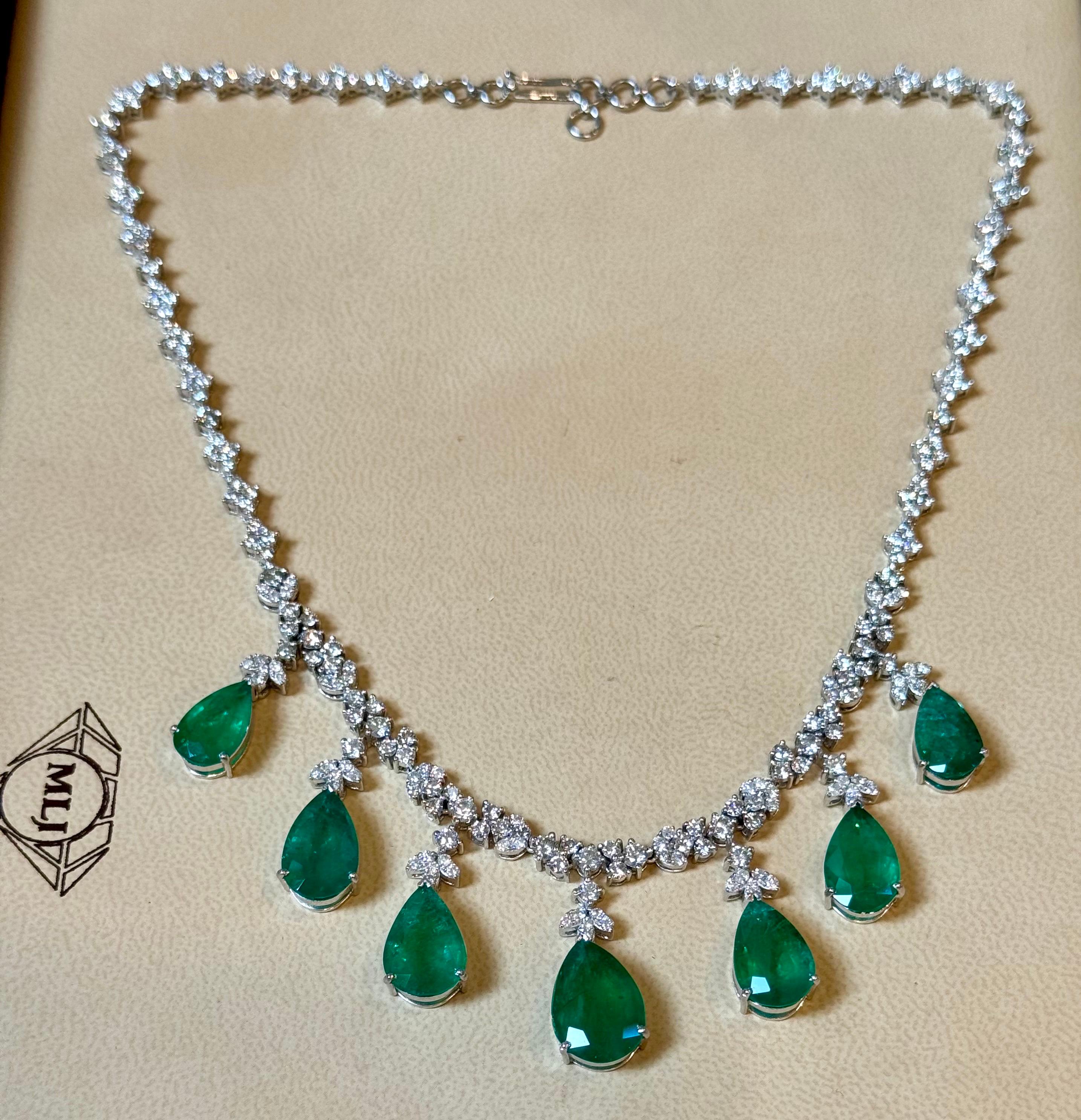  GIA-zertifizierte birnenförmige sambische Smaragd- und Diamant-Braut-Tropfen-Halskette 14 Kt  Gold im Angebot 2