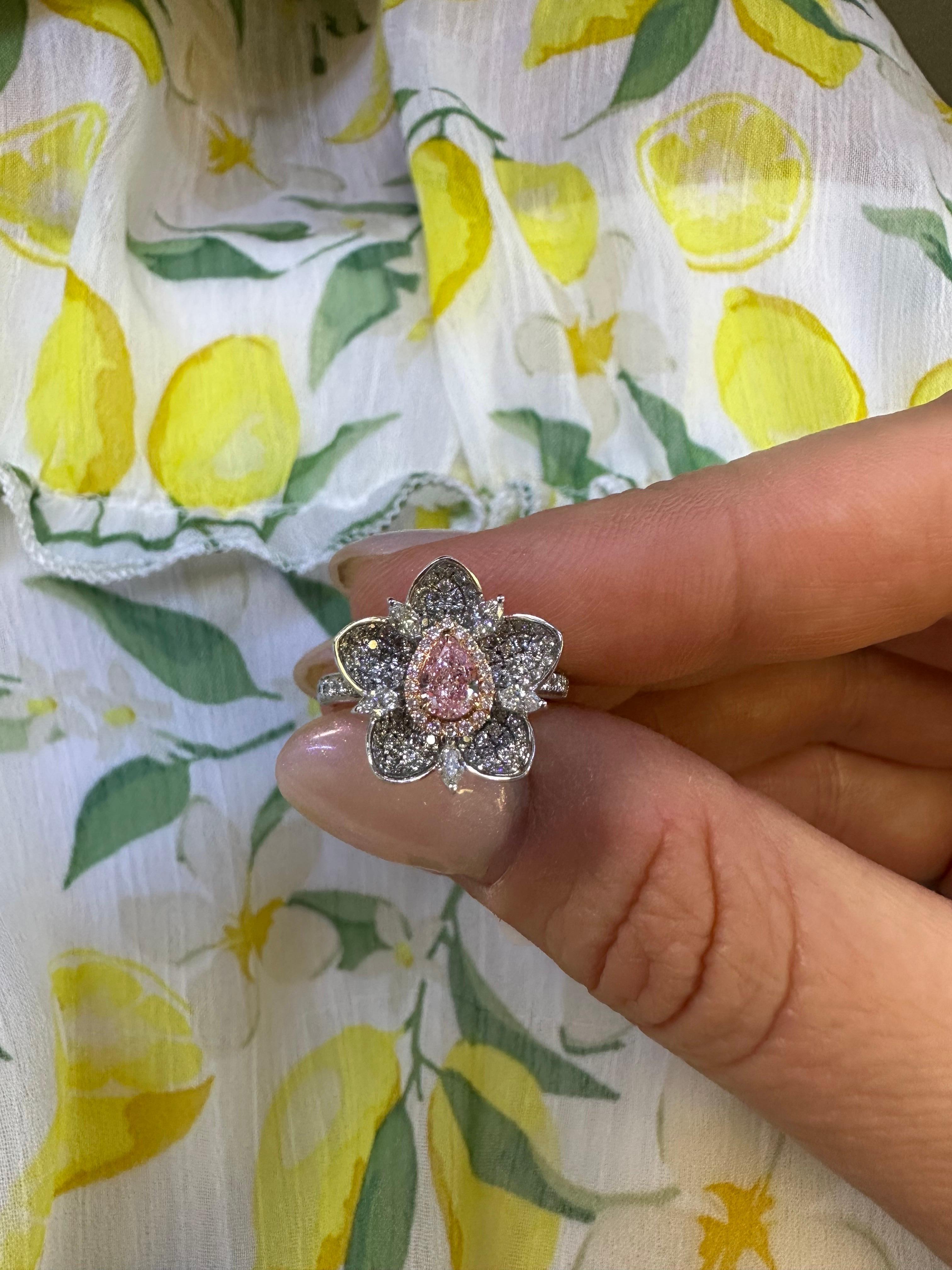 GIA certified Pink Diamond cocktail ring 18KT For Sale 1