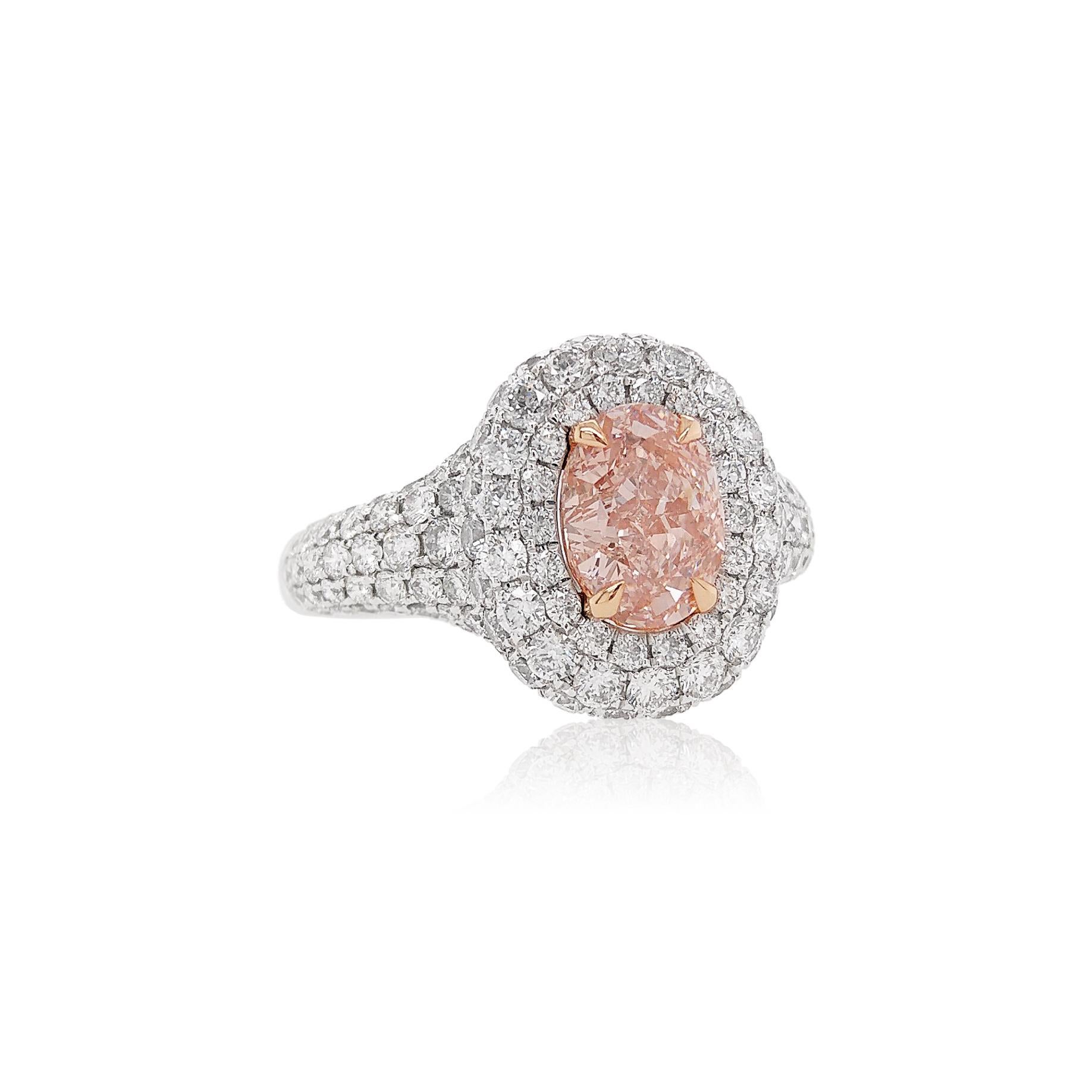 Contemporary GIA Certified Pink Diamond Platinum Solitaire Ring For Sale