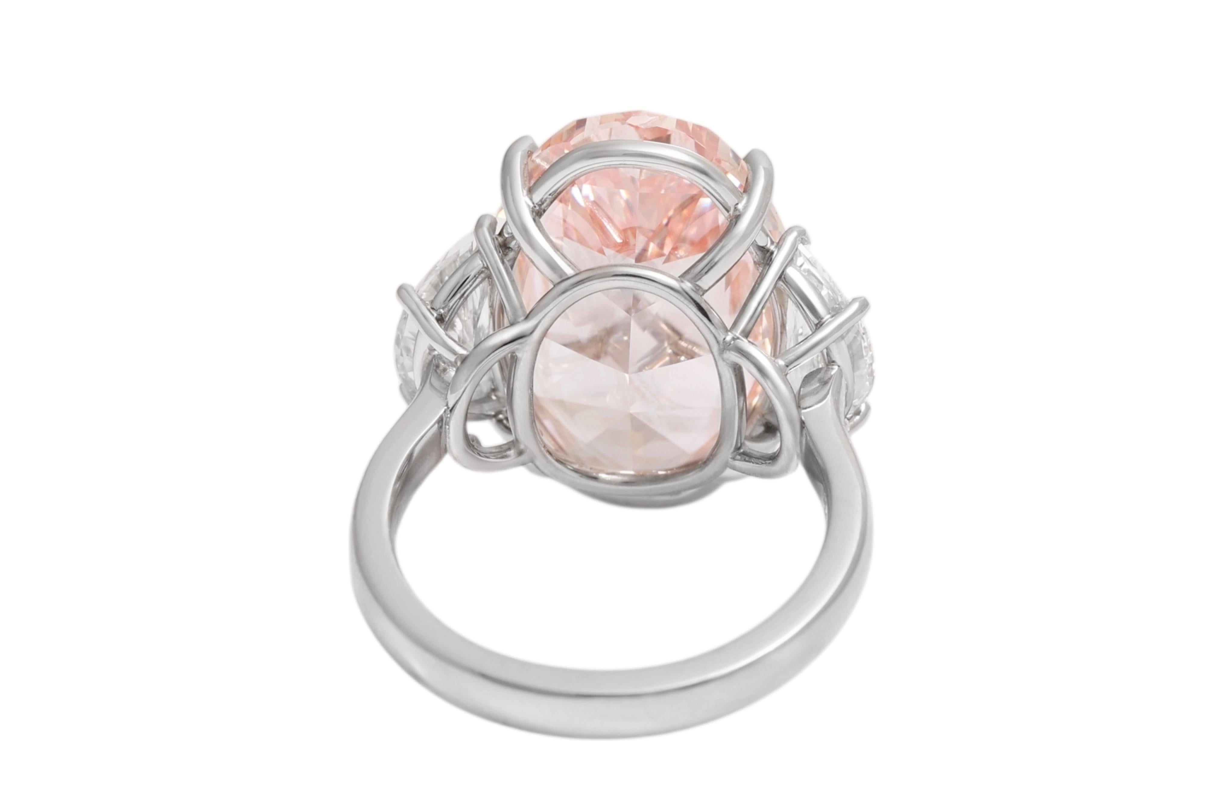 GIA Certified Platinum 15 Carat Fancy Intense Enhanced Pink Diamond Ring (bague en platine certifié GIA de 15 carats) Unisexe en vente