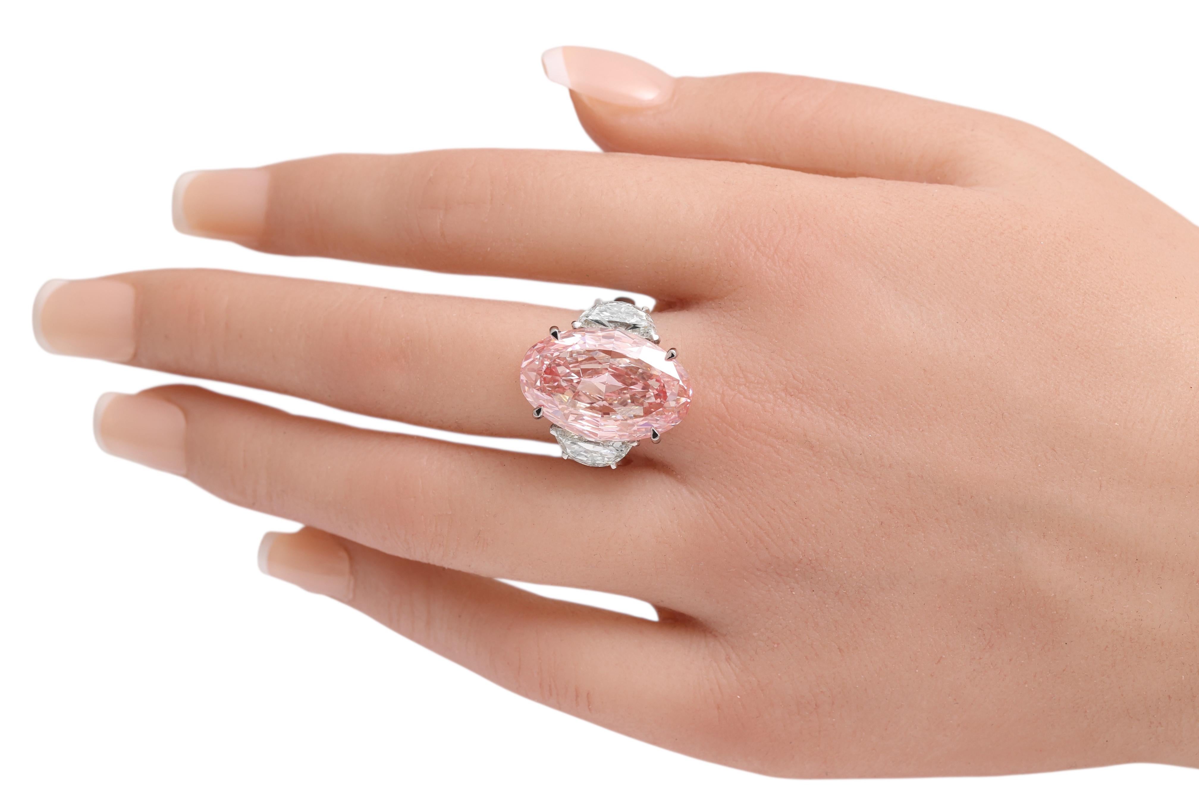 GIA Certified Platinum 15 Carat Fancy Intense Enhanced Pink Diamond Ring (bague en platine certifié GIA de 15 carats) en vente 3