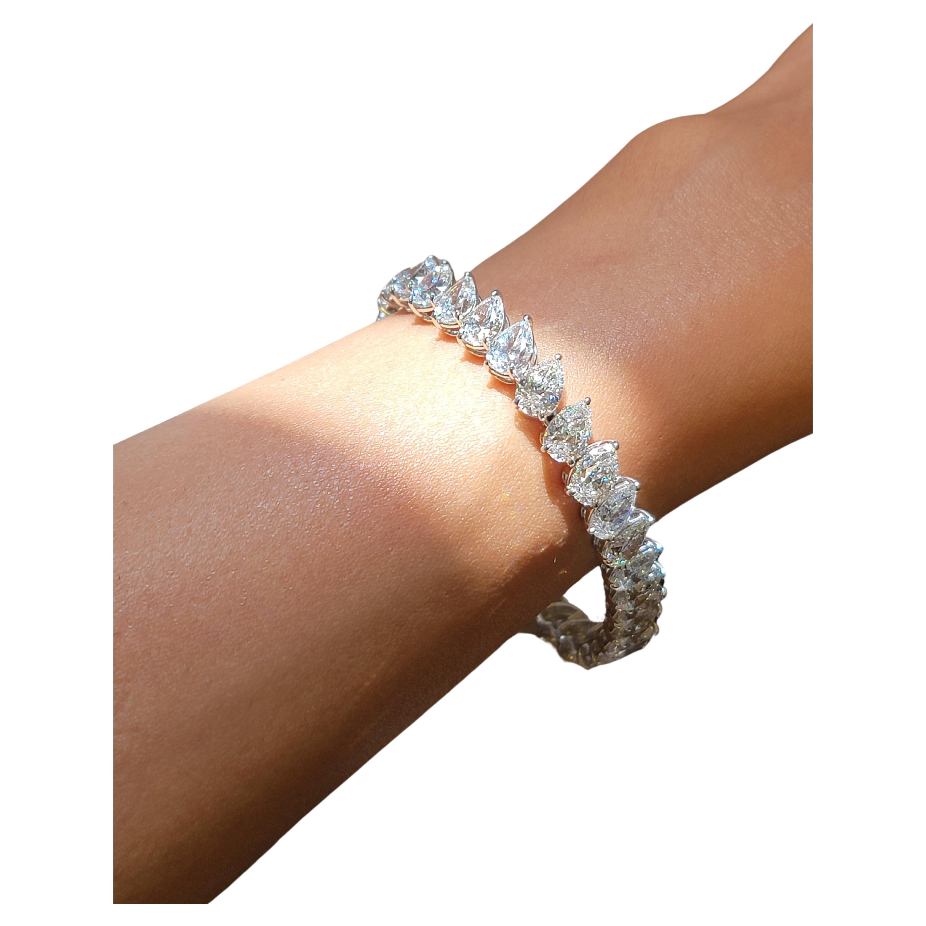 Issac Nussbaum GIA Certified Platinum 23.74 Carats Diamond Pear Tennis Bracelet For Sale