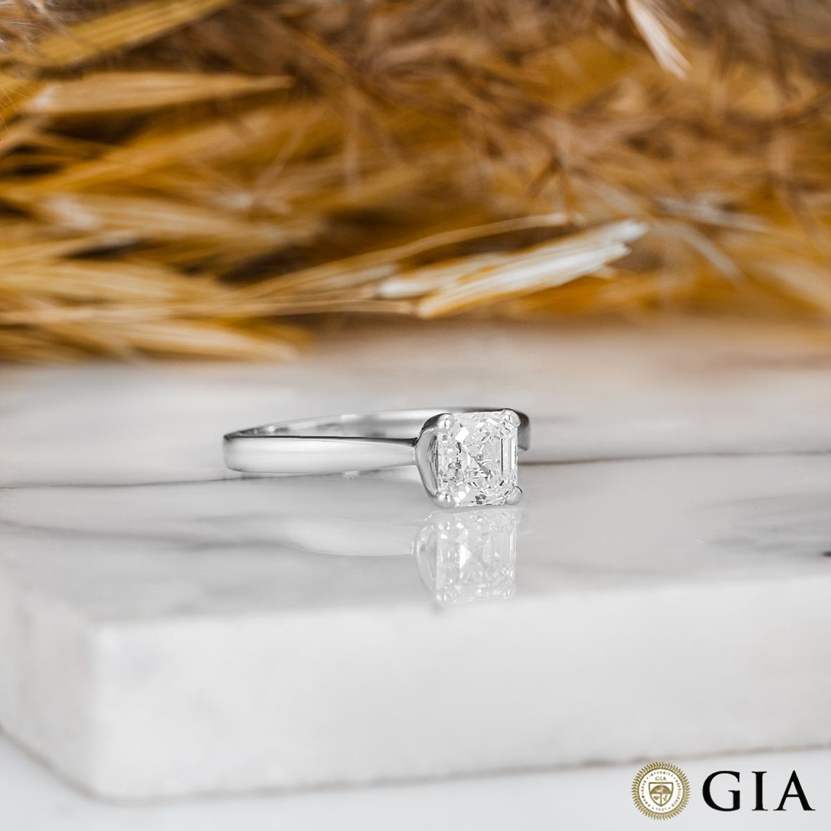 GIA Certified Platinum Asscher Cut Diamond Ring 0.97ct F/VVS2 For Sale 3