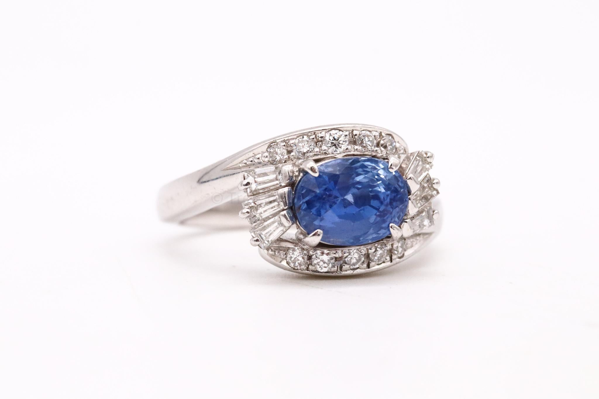 Gia Certified Platinum Cocktail with 3.99 Ctw in Ceylon Sapphire and Diamonds For Sale 1