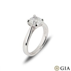 Anillo de diamantes talla cojín en platino certificado por GIA 1,51 quilates