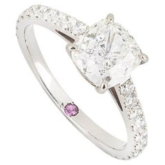 Anillo de diamantes talla cojín en platino certificado GIA 1,55 ct G/VVS1
