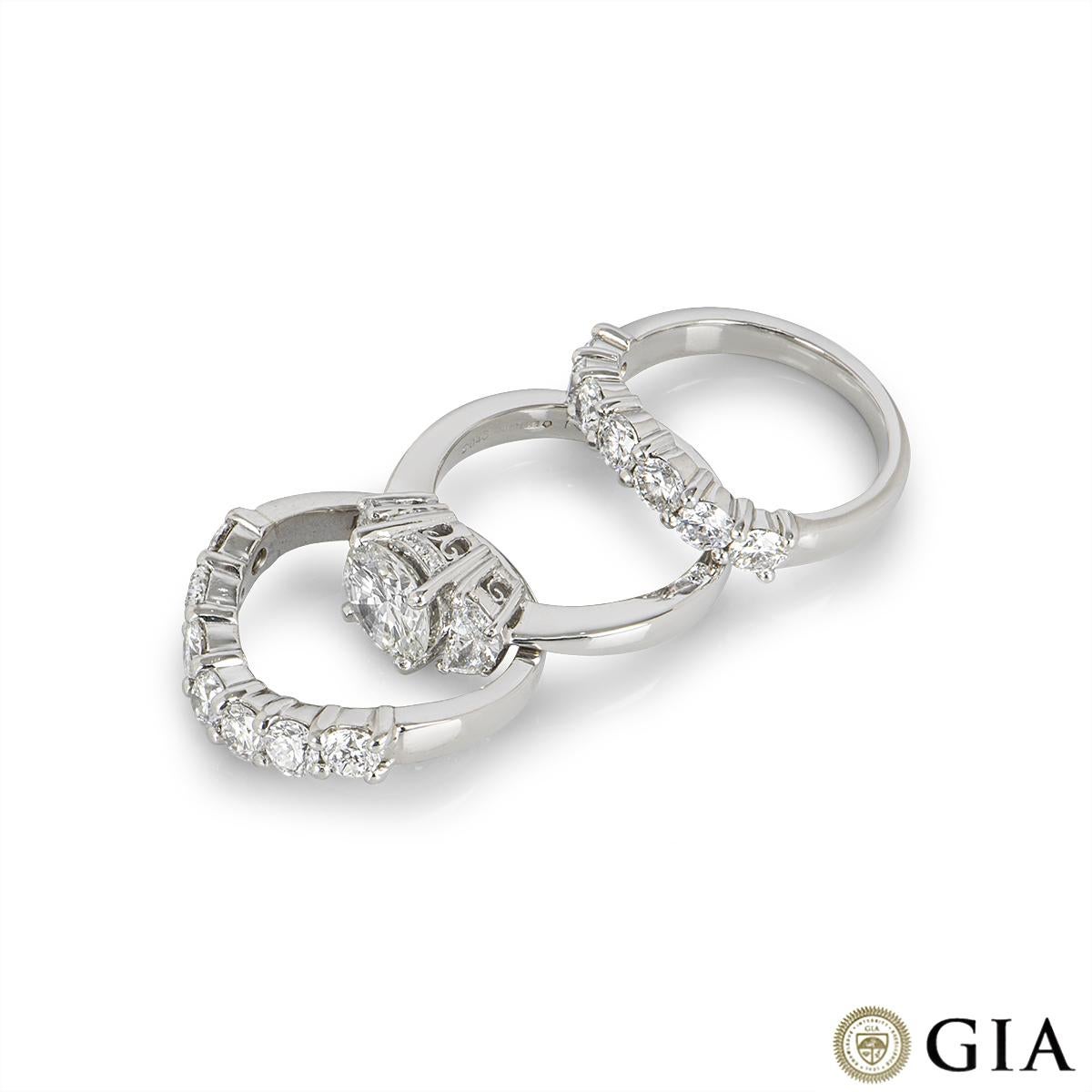 GIA Certified Platinum Diamond Engagement Ring and Bridal Set 1.55ct I/VS2 In Excellent Condition For Sale In London, GB