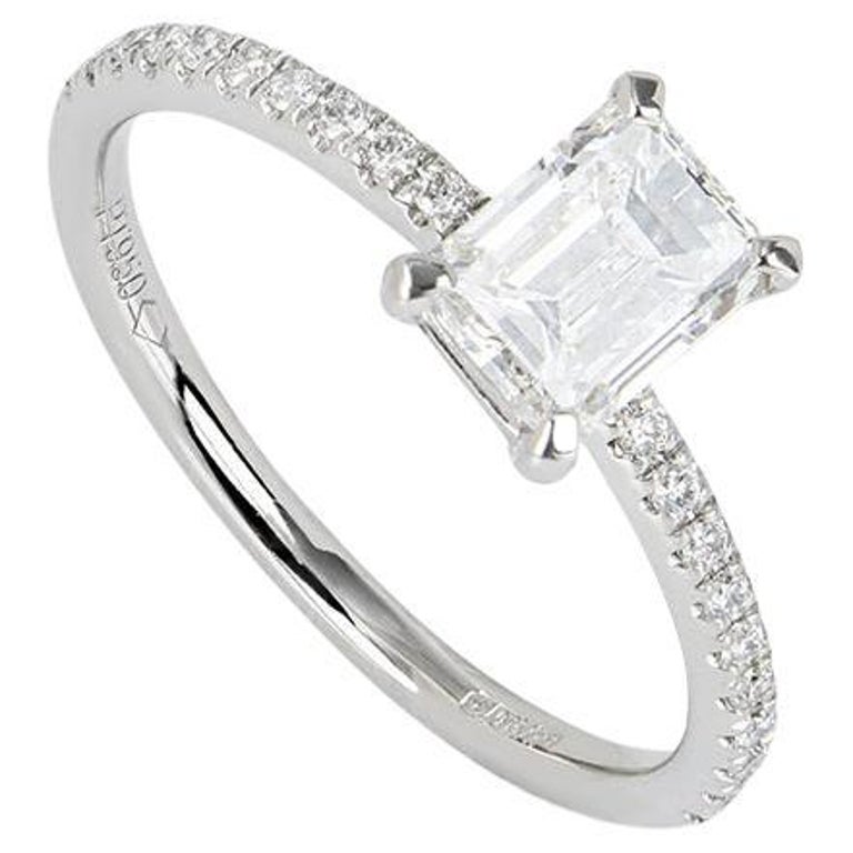 GIA Certified Platinum Emerald Cut Diamond Engagement Ring 0.97ct G/VS2 For Sale