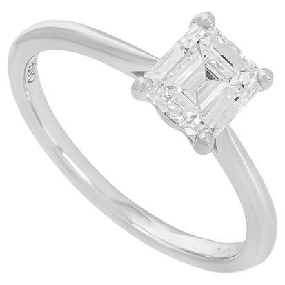 Bague de fiançailles en platine certifiée GIA avec diamant taille émeraude 1,03 carat E/VVS2 en vente