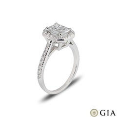 Anillo de compromiso de diamantes talla esmeralda en platino certificado por GIA 1,21 quilates D/VVS2