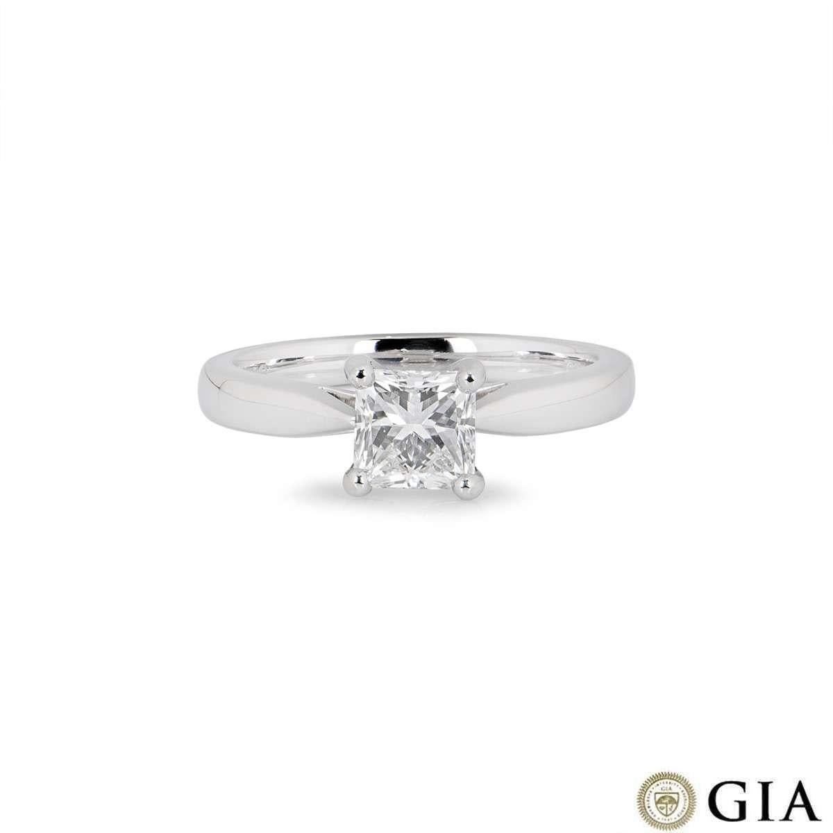 GIA Certified Platinum Princess Cut Diamond Ring 1.03 Carat In New Condition In London, GB