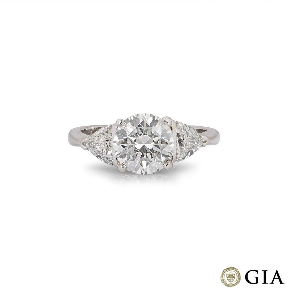 Round Cut GIA Certified Platinum Round Brilliant Cut Diamond Engagement Ring 2.08 Carat