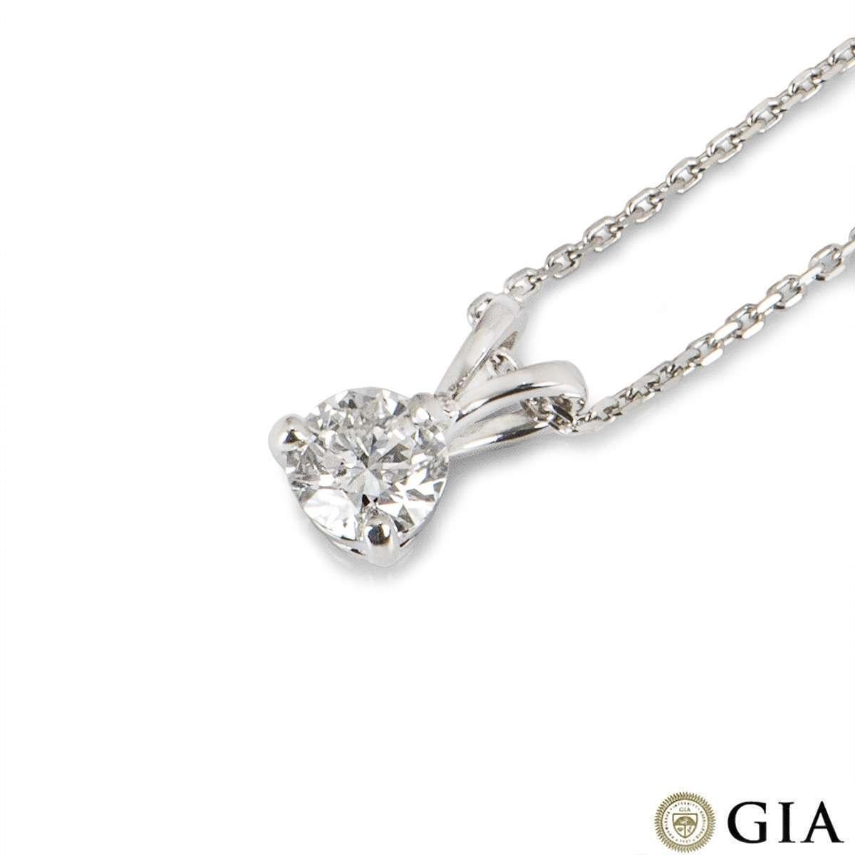 GIA Certified Platinum Round Brilliant Cut Diamond Pendant 0.70 Carat In New Condition In London, GB