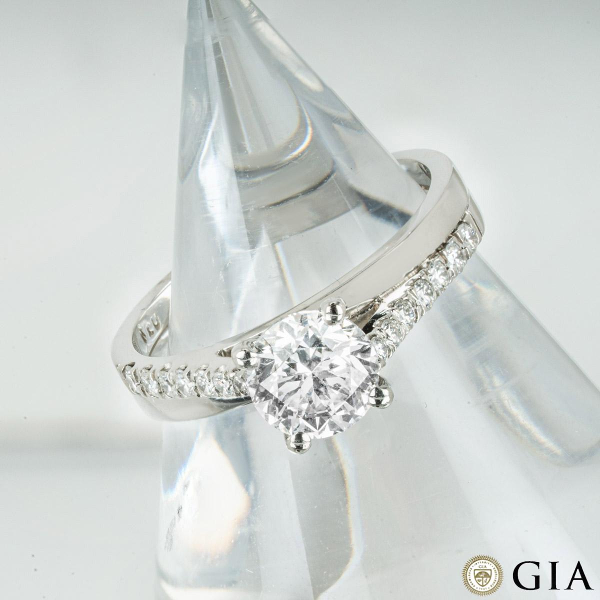GIA Certified Platinum Round Brilliant Cut Diamond Ring 1.02ct E/SI2 For Sale 1