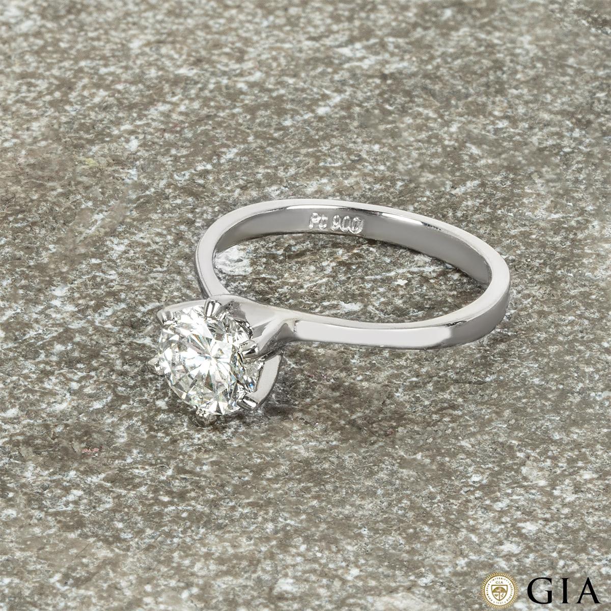 GIA Certified Platinum Round Brilliant Cut Diamond Ring 1.08ct I/SI2 For Sale 3