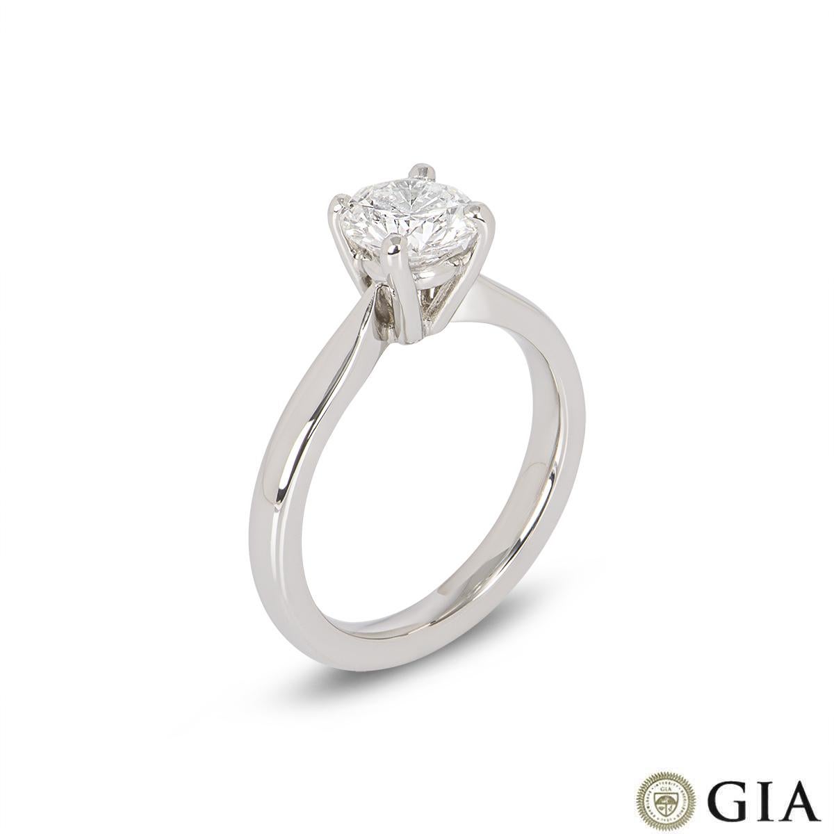 Round Cut GIA Certified Platinum Round Brilliant Cut Diamond Ring 1.13ct E/VS1 For Sale