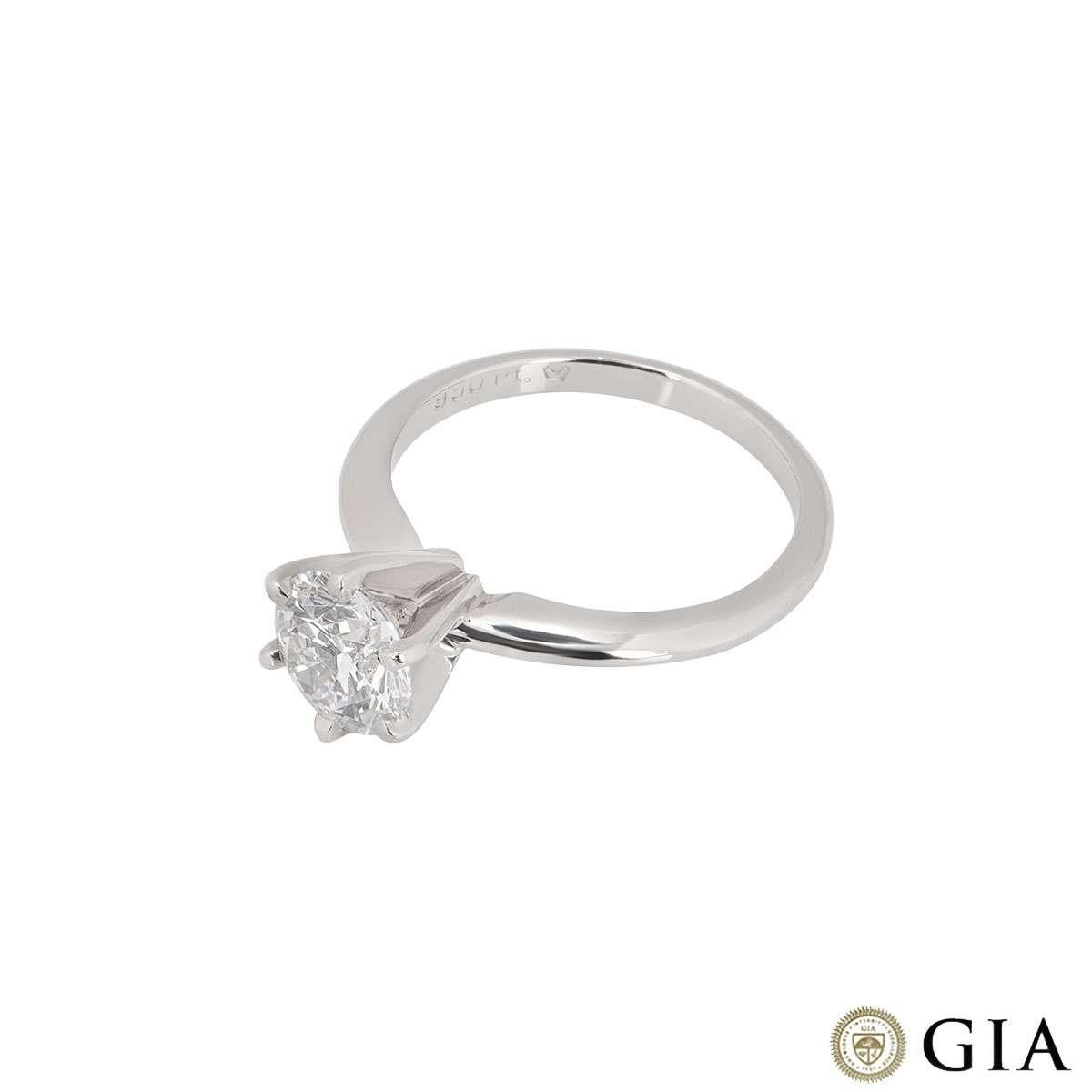 GIA Cert Platinum Round Brilliant Cut Diamond Engagement Ring 1.15 Carat D/VVS2 In Excellent Condition In London, GB