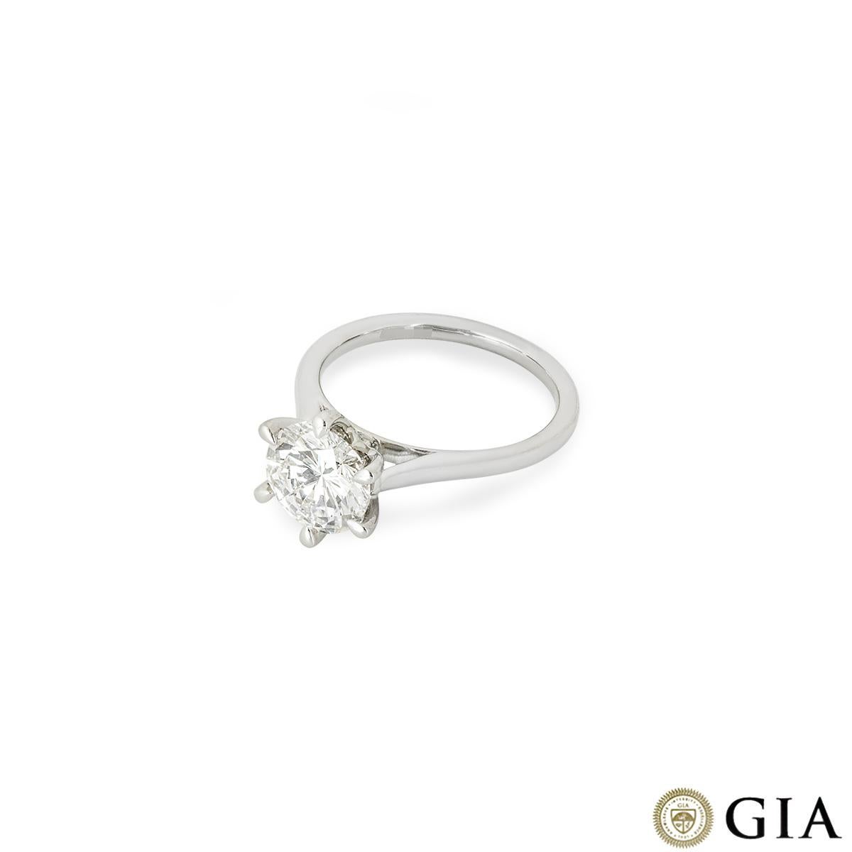 GIA Certified Platinum Round Brilliant Cut Engagement Diamond 2.06ct I/VS1 In New Condition For Sale In London, GB