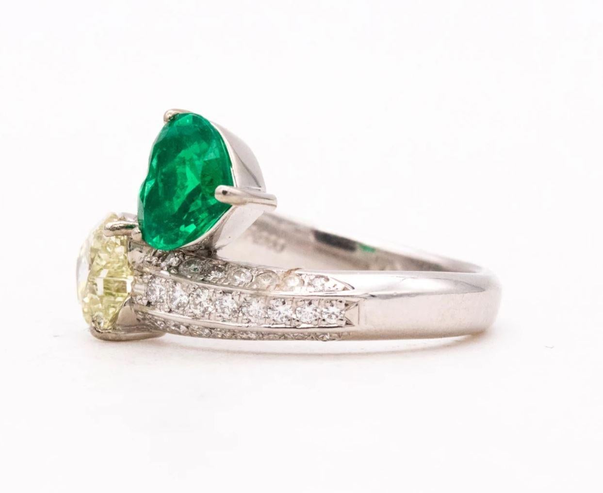 Heart Cut Gia Certified Platinum Toi Et Moi Ring with 2.81 Ctw Colombian Emerald & Diamond For Sale