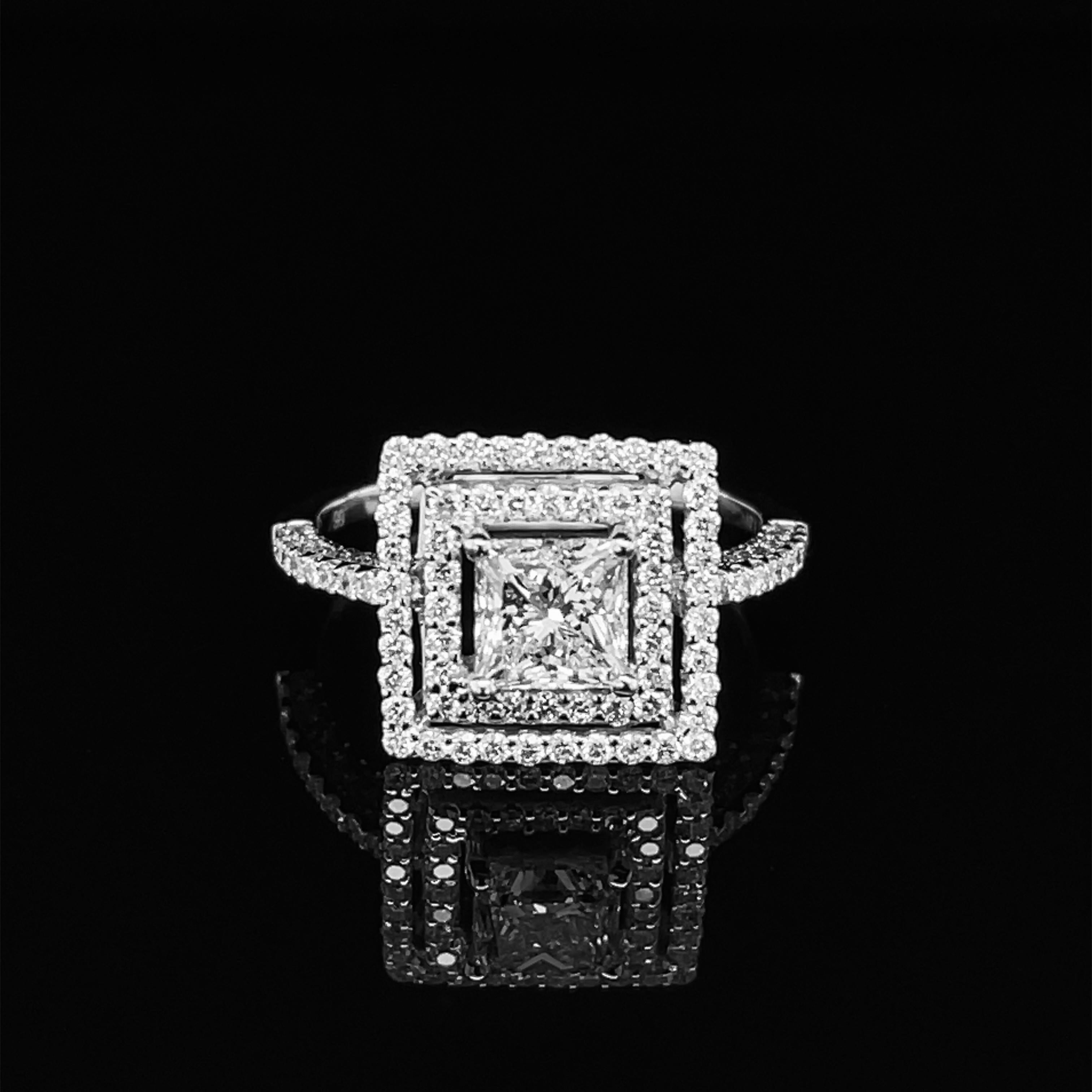 GIA Certified Princess Cut 1.01 Carat F VVS2 Diamond Ring in 18K White Gold For Sale 3