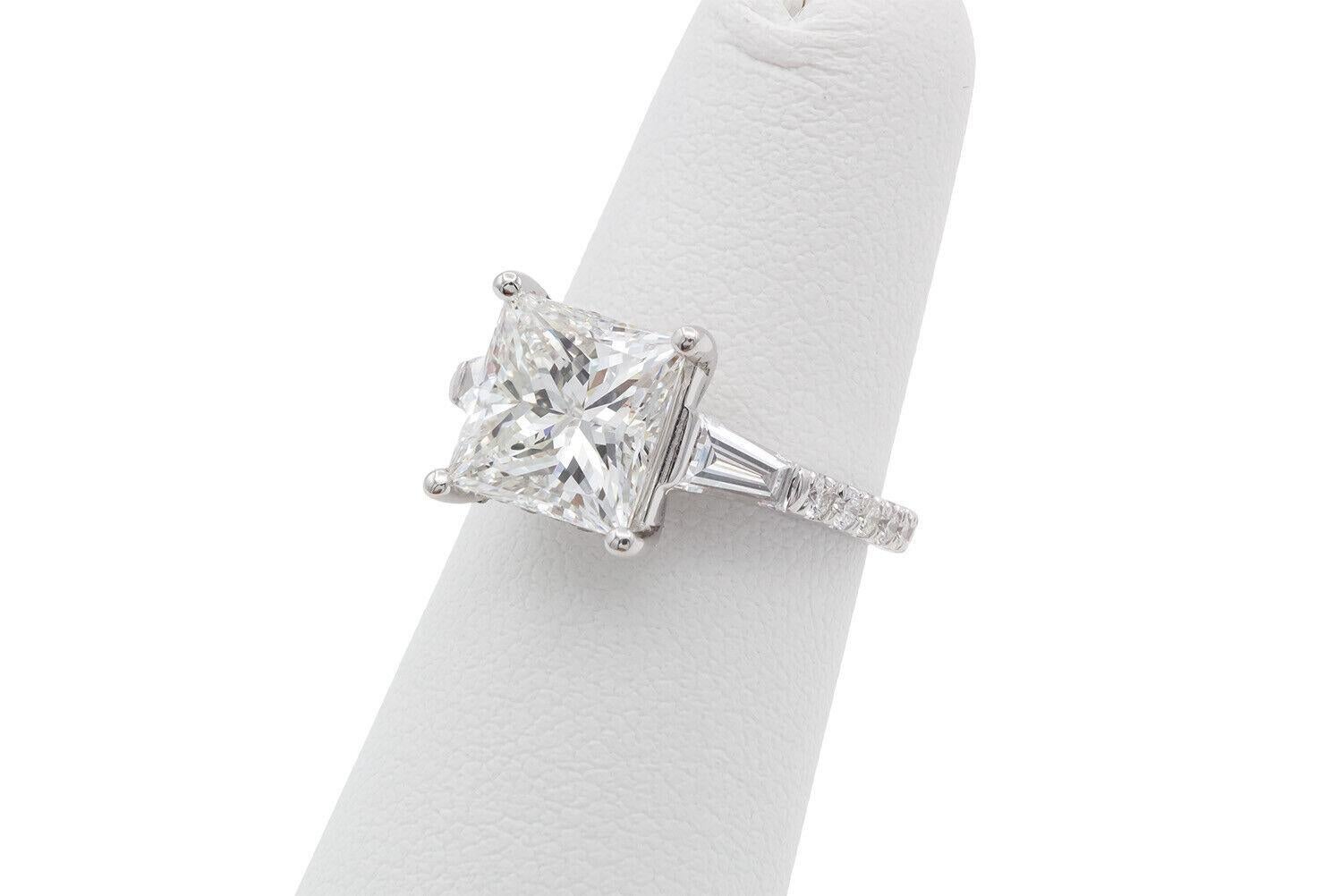 Verlobungsring, GIA-zertifizierter Diamant im Prinzessinnenschliff & 14k Weißgold 3,75ctw F/IF 3