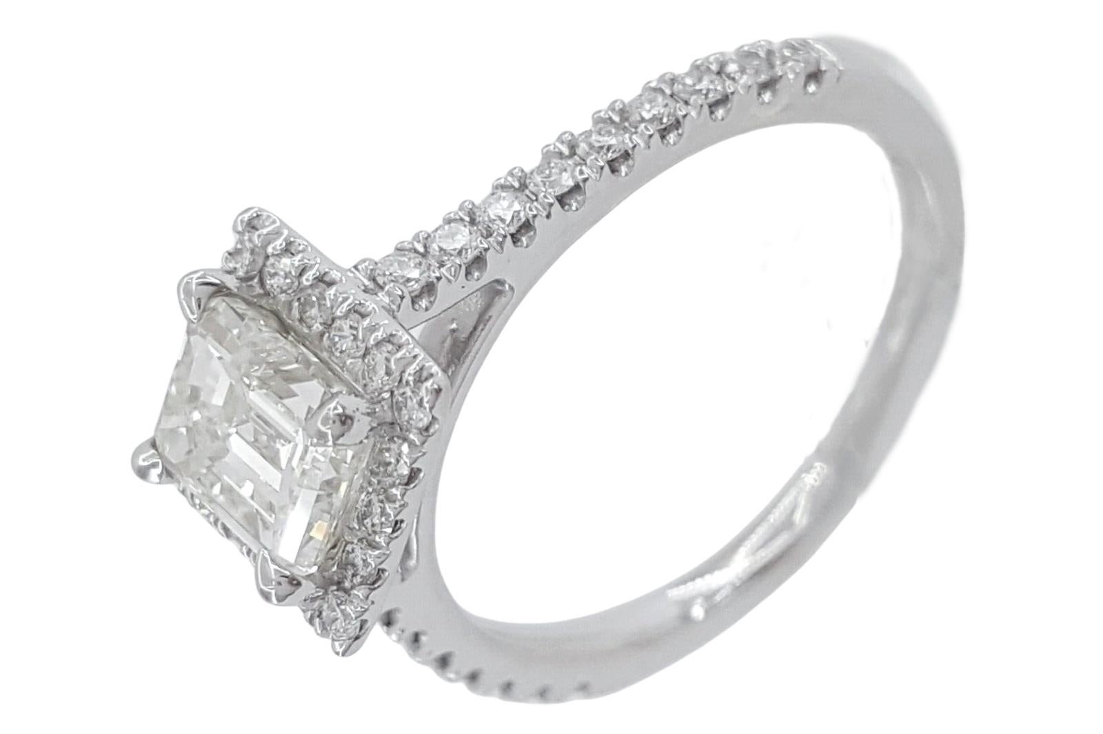 princess cut diamond with halo