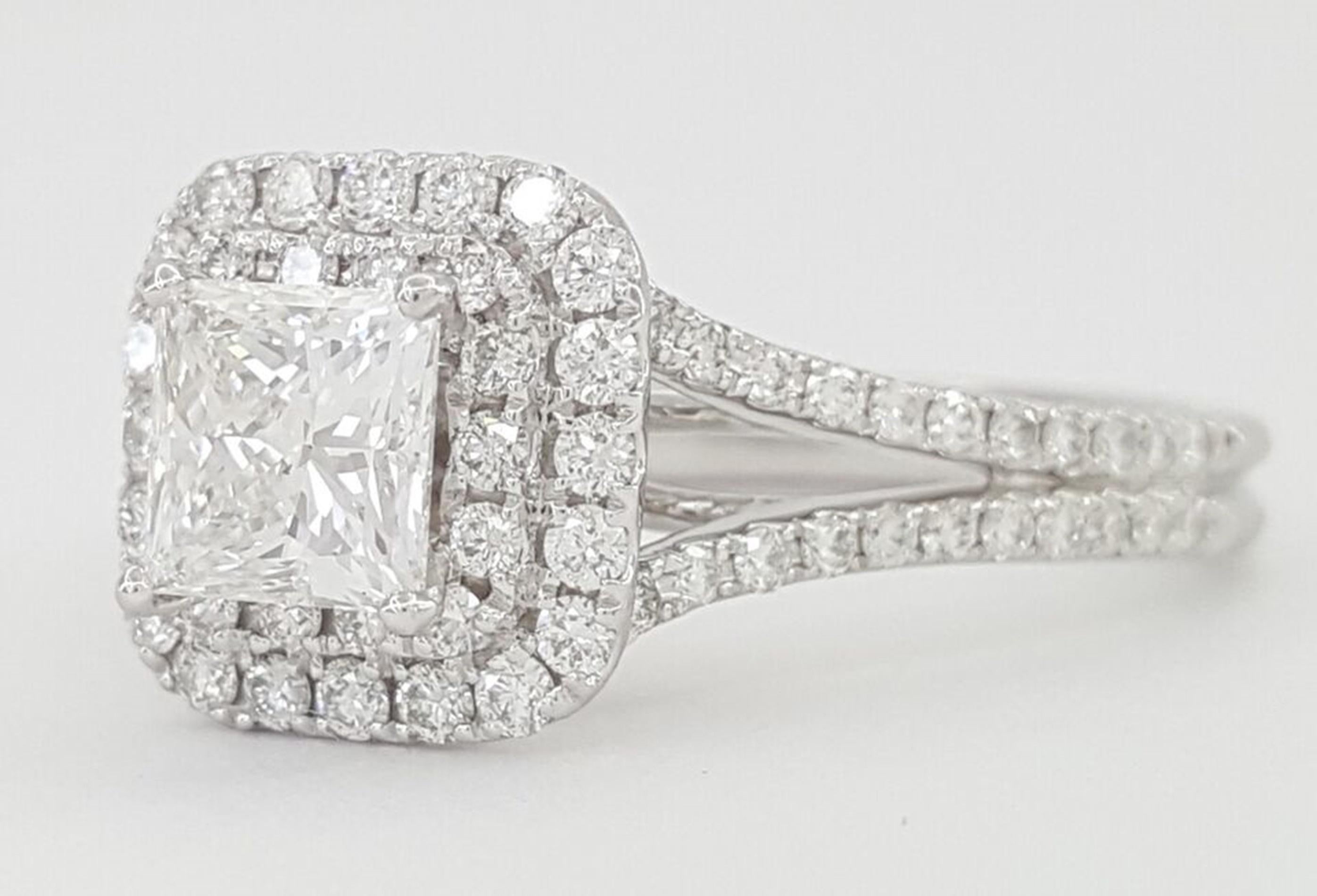 GIA Certified Princess Cut Diamond Ring In New Condition For Sale In Chicago, IL