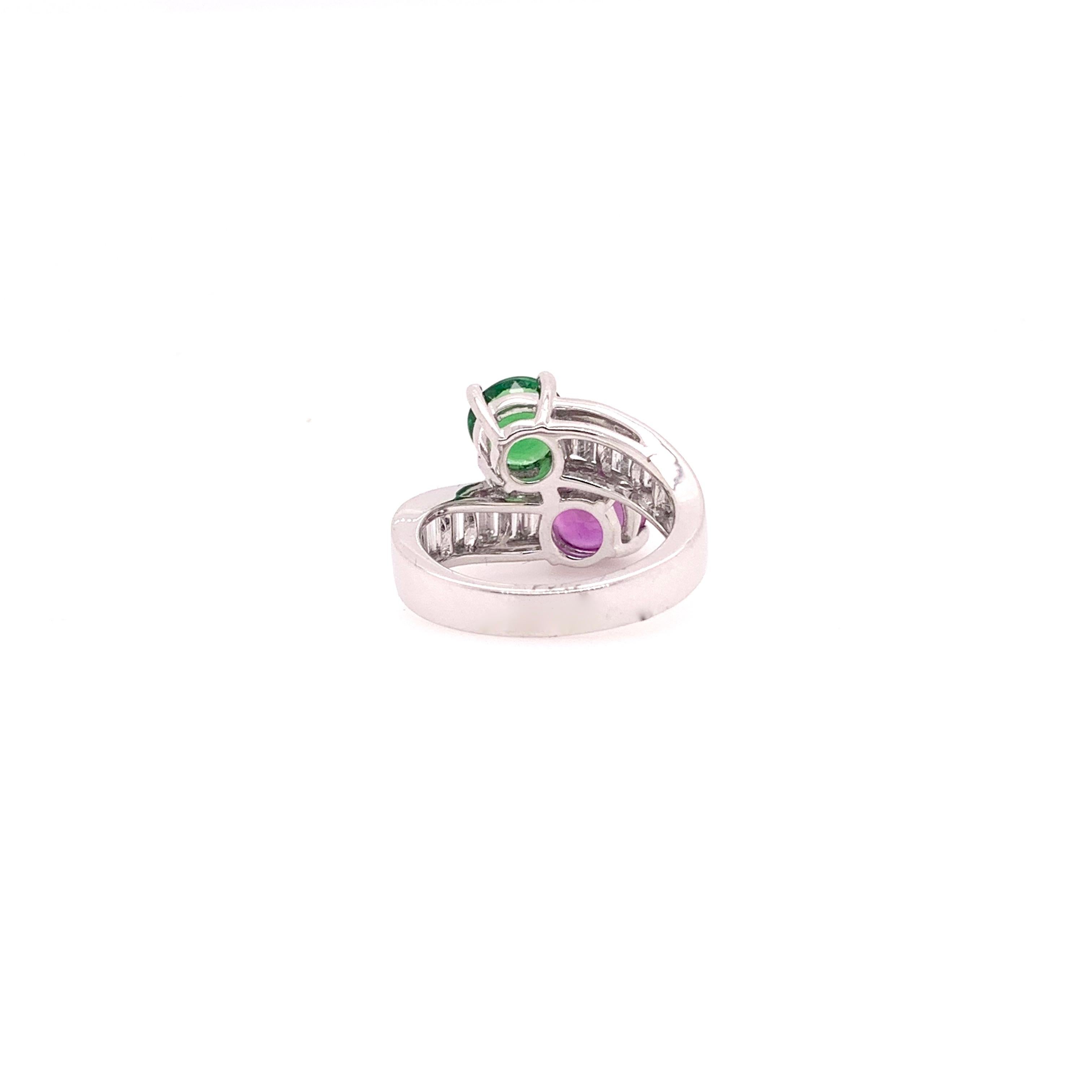 Round Cut GIA Certified Purple Pink Sapphire Tsavorite Diamond Cocktail Ring in Platinum For Sale
