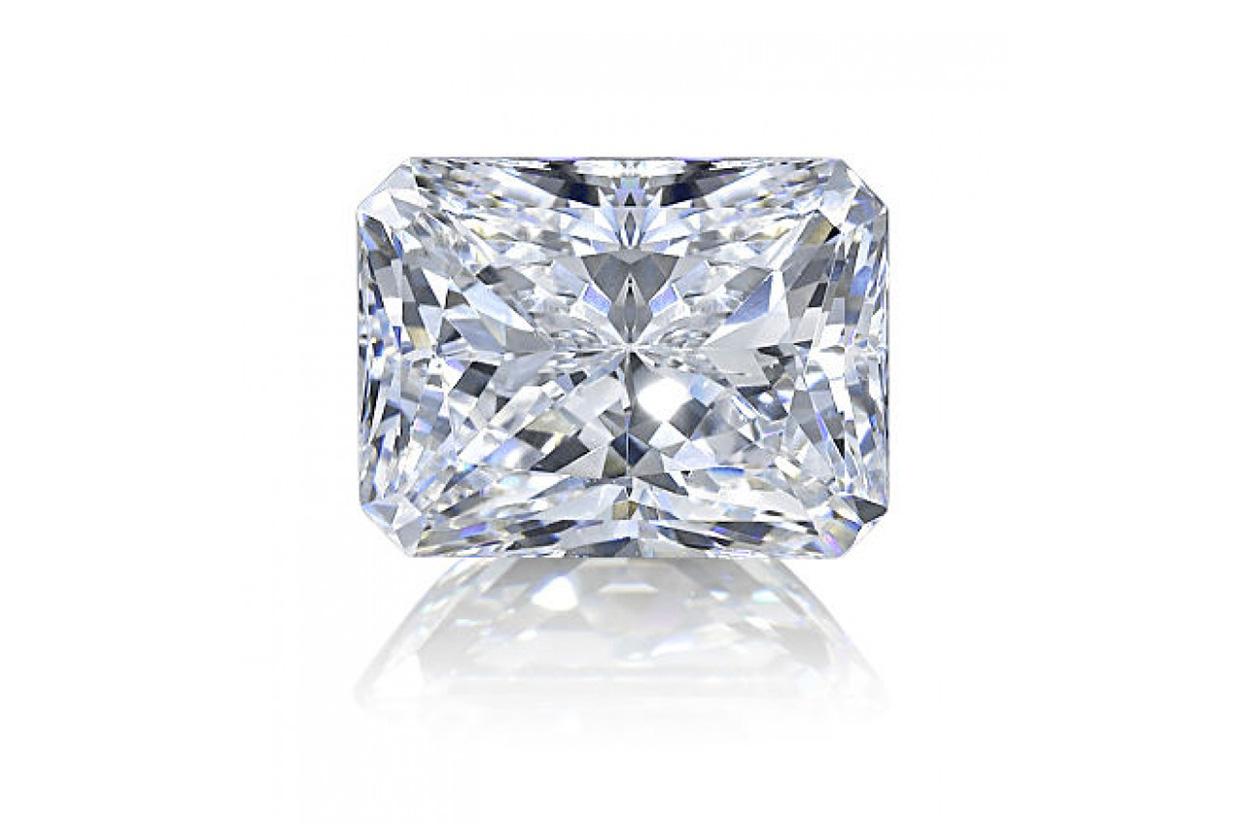 We are pleased to offer this GIA Certified Radiant Cut Diamond. This beautiful diamond was GIA certified & laser inscribed in December 2018. The 5.05ct Radiant cut diamond has been certified as F/VS2 with good polish and symmetry and no florescence.