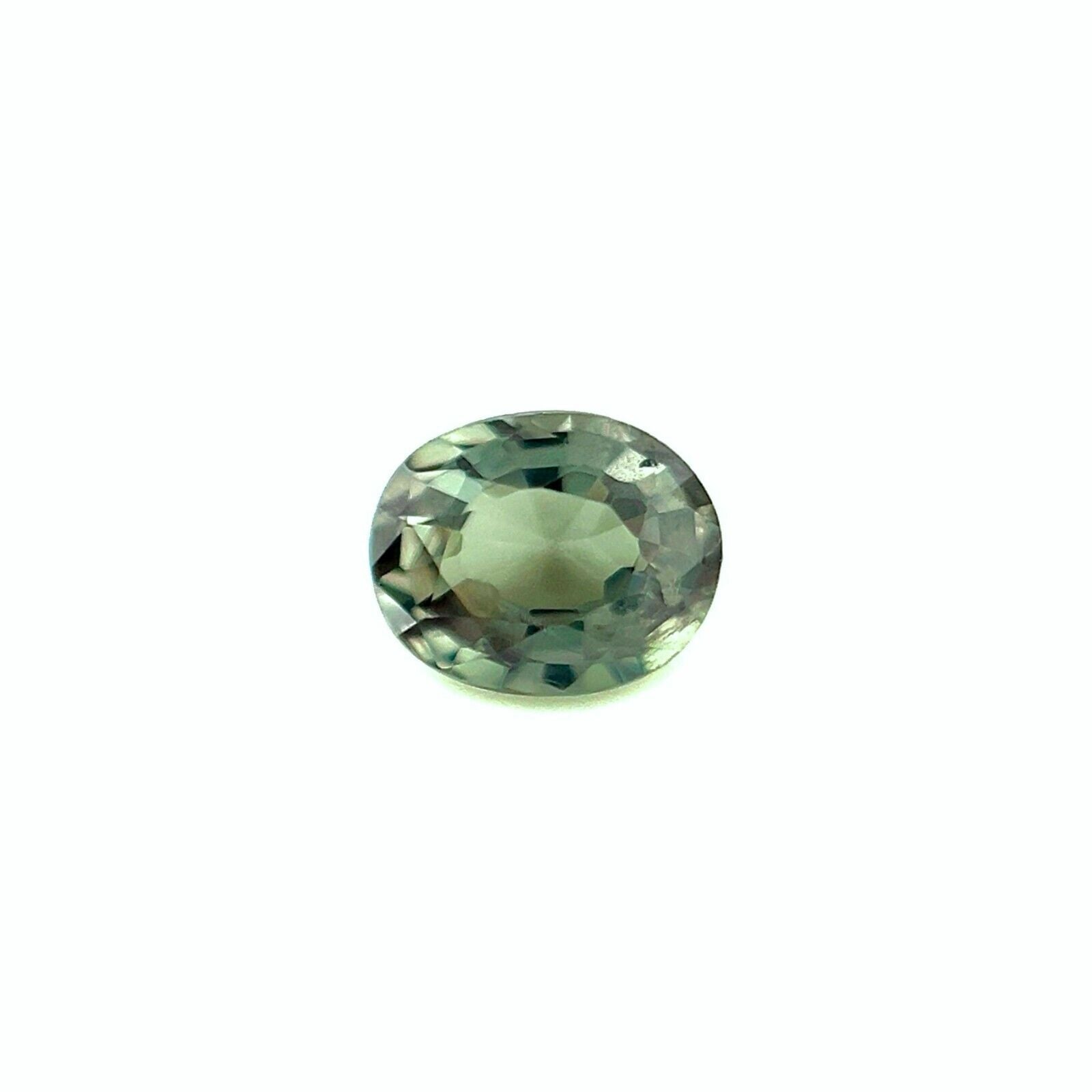 GIA Certificado Raro Natural Cambio de Color Granate 0,57ct Verde Púrpura Gema Talla Ovalada en venta