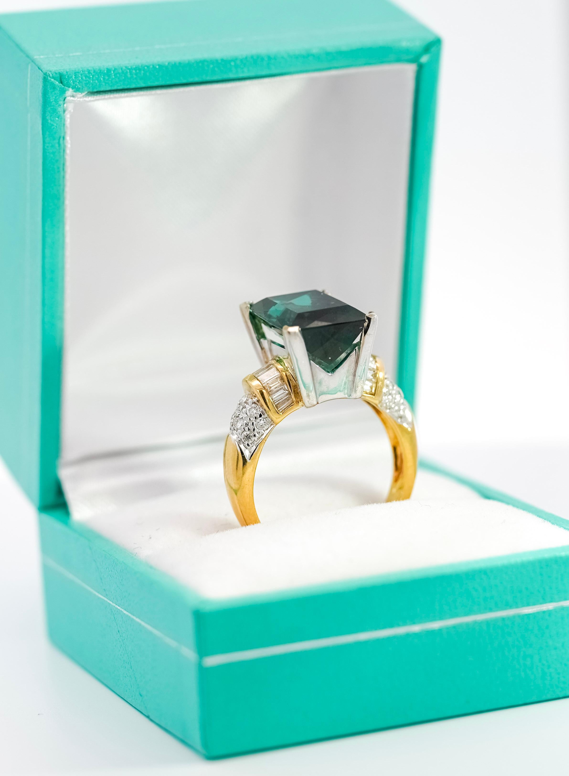 GIA Certified Rectangle Blue-Green Indicolite Tourmaline & Diamond 18K Gold Ring In Excellent Condition For Sale In Miami, FL