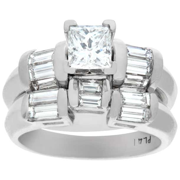 GIA Certified Rectangular 0.74 Carat Diamond Platinum Engagement Ring ...