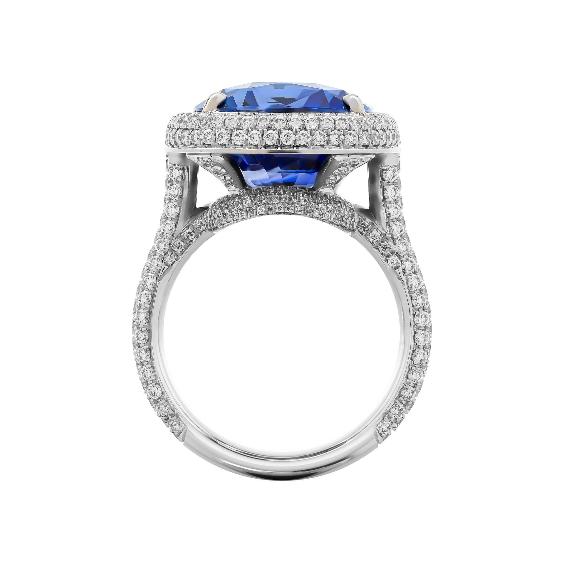 Modern GIA Certified Ring with 16.16ct Cushion Sapphire Ring For Sale