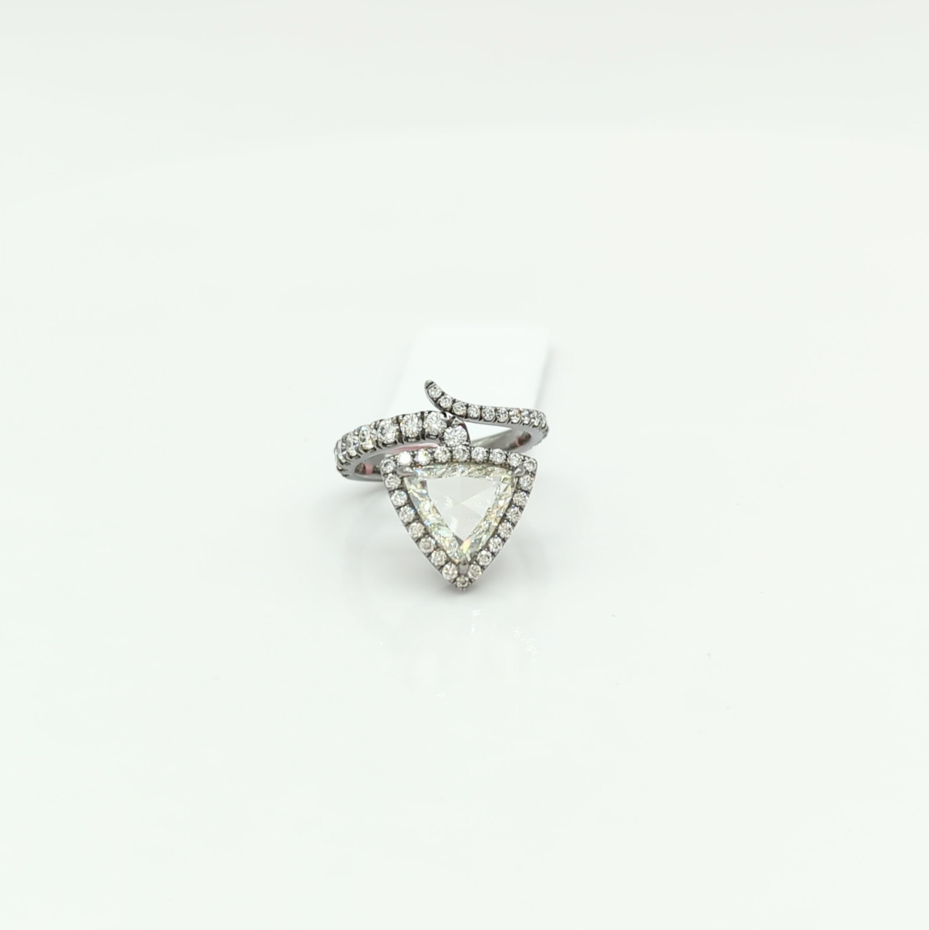 GIA Certified Rosecut Trillion Diamond Snake Ring  For Sale 2