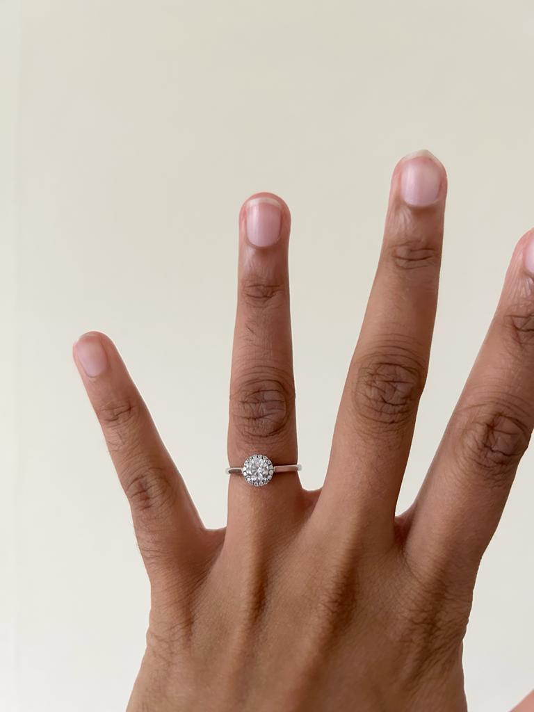 En vente :  Bague en platine certifiée GIA, diamant rond brillant de 0,5 carat 5