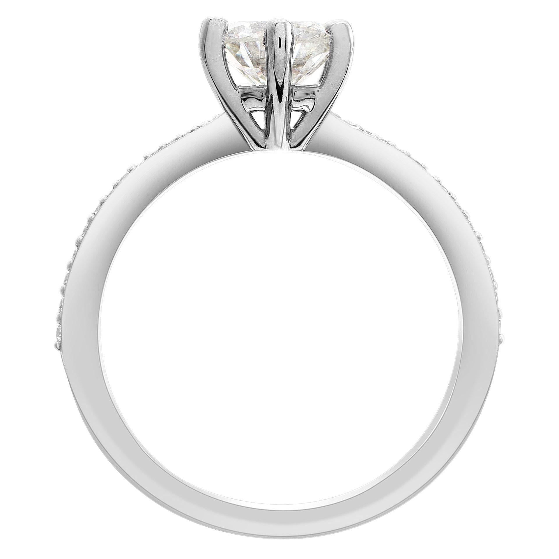 GIA-zertifizierter runder Diamant im Brillantschliff 1,12 Karat Ring, Farbe M, Reinheit VS1 im Zustand „Hervorragend“ im Angebot in Surfside, FL