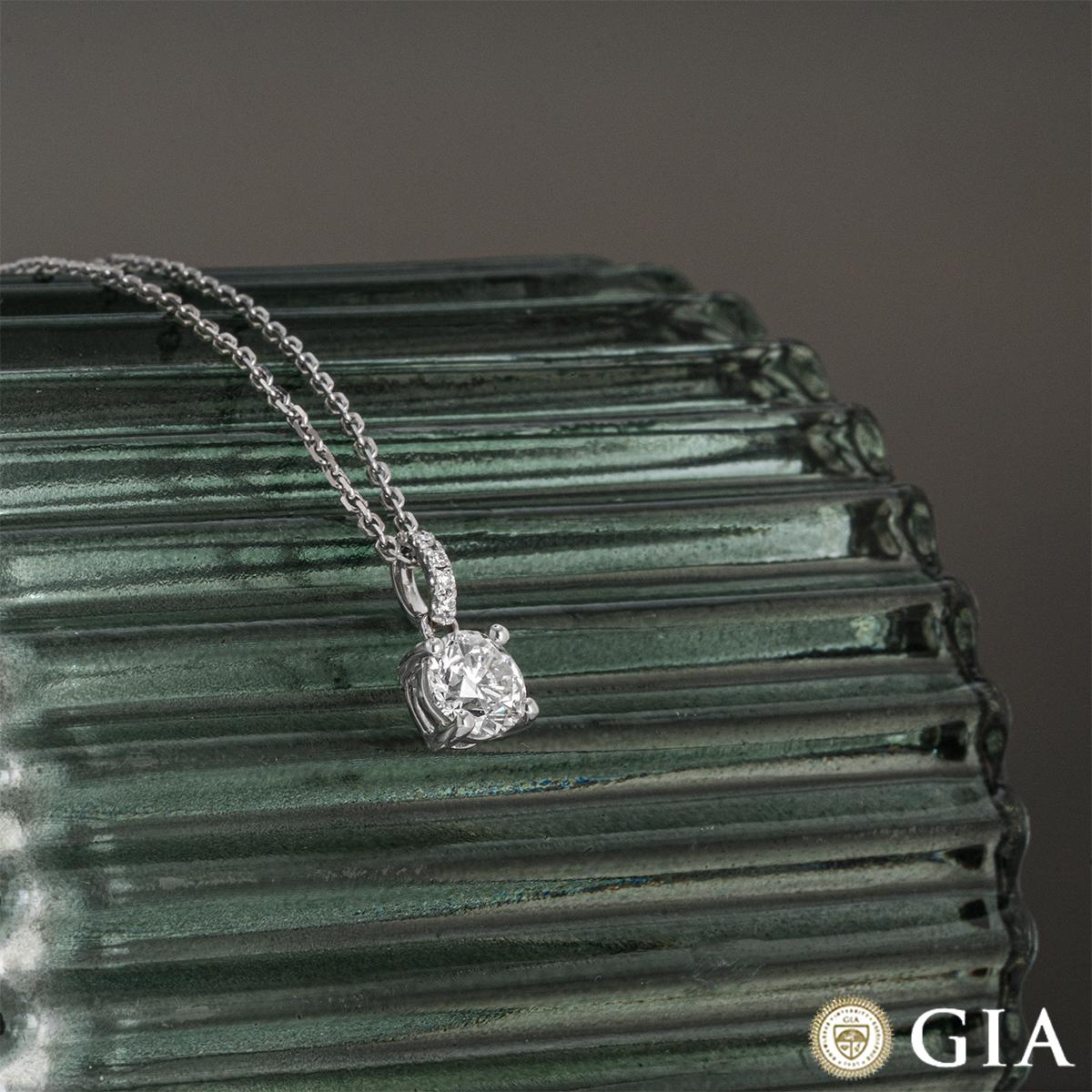 GIA Certified Round Brilliant Cut Diamond Pendant 0.70ct I/VS2 For Sale 3