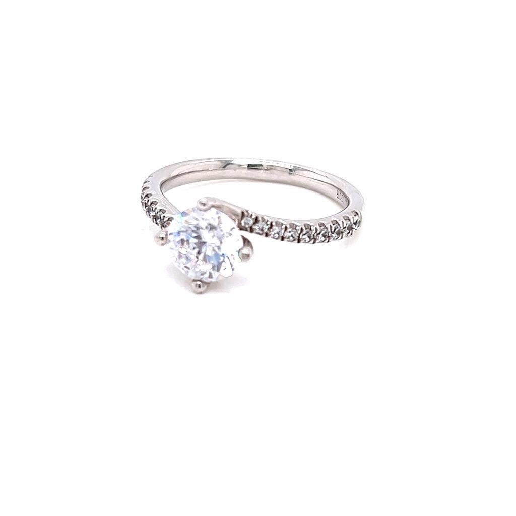 For Sale:  GIA Certified Round Brilliant Diamond Ring with Shoulder Diamonds in Platinum 2