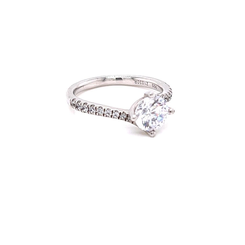 For Sale:  GIA Certified Round Brilliant Diamond Ring with Shoulder Diamonds in Platinum 3