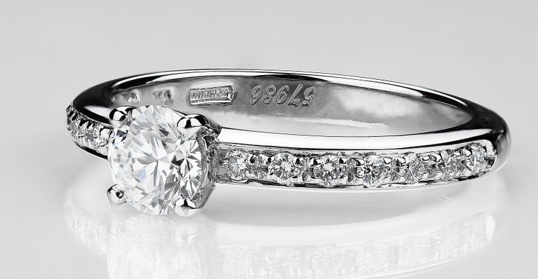 Griffe Ring Bvlgari Solitaire Diamond Ring GIA Bulgari Griffe Oval