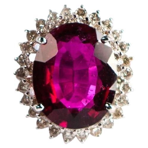 Anillo de Rubelita y Diamante Certificado GIA en Oro de 18K