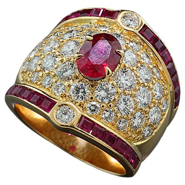 a luxurious band ring featuring a ruby of approximately 1.04 carats, in a vibrant pigeon-blood red color, faceted in an oval cut, with transparent clarity. Origin: Thailand. Certified by GIA, Certificate No. 6442610510, dated February 25, 2022.

The