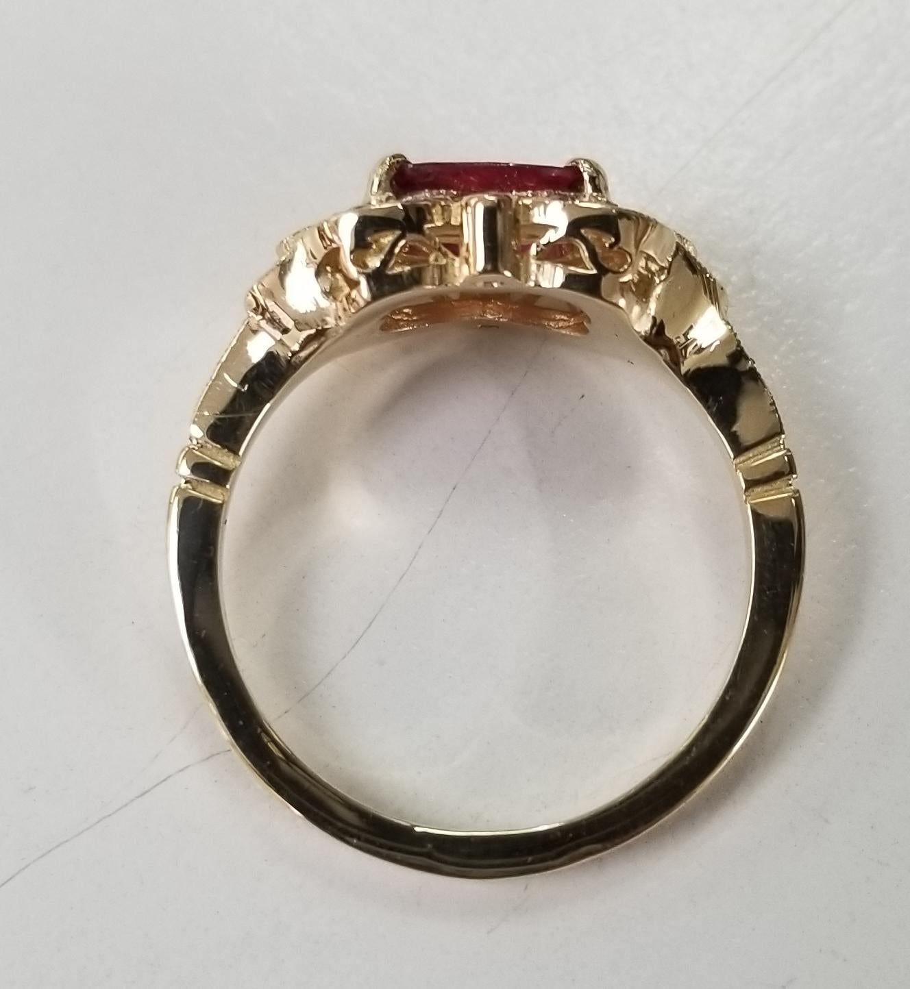 GIA-zertifizierter Rubin-Ring aus 14 Karat im Art-déco-Stil mit Rubin und Diamanten (Kissenschliff) im Angebot