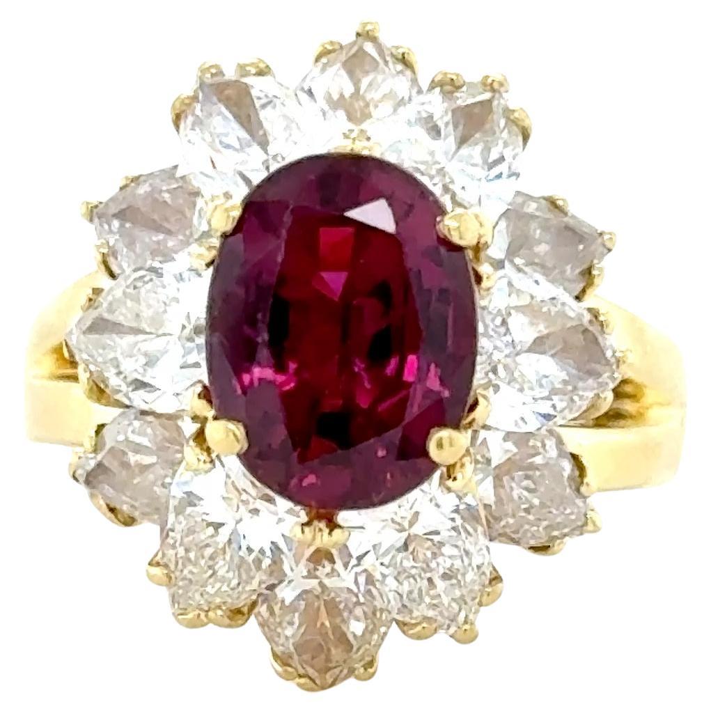 Anillo de cóctel de rubíes y diamantes con certificado GIA