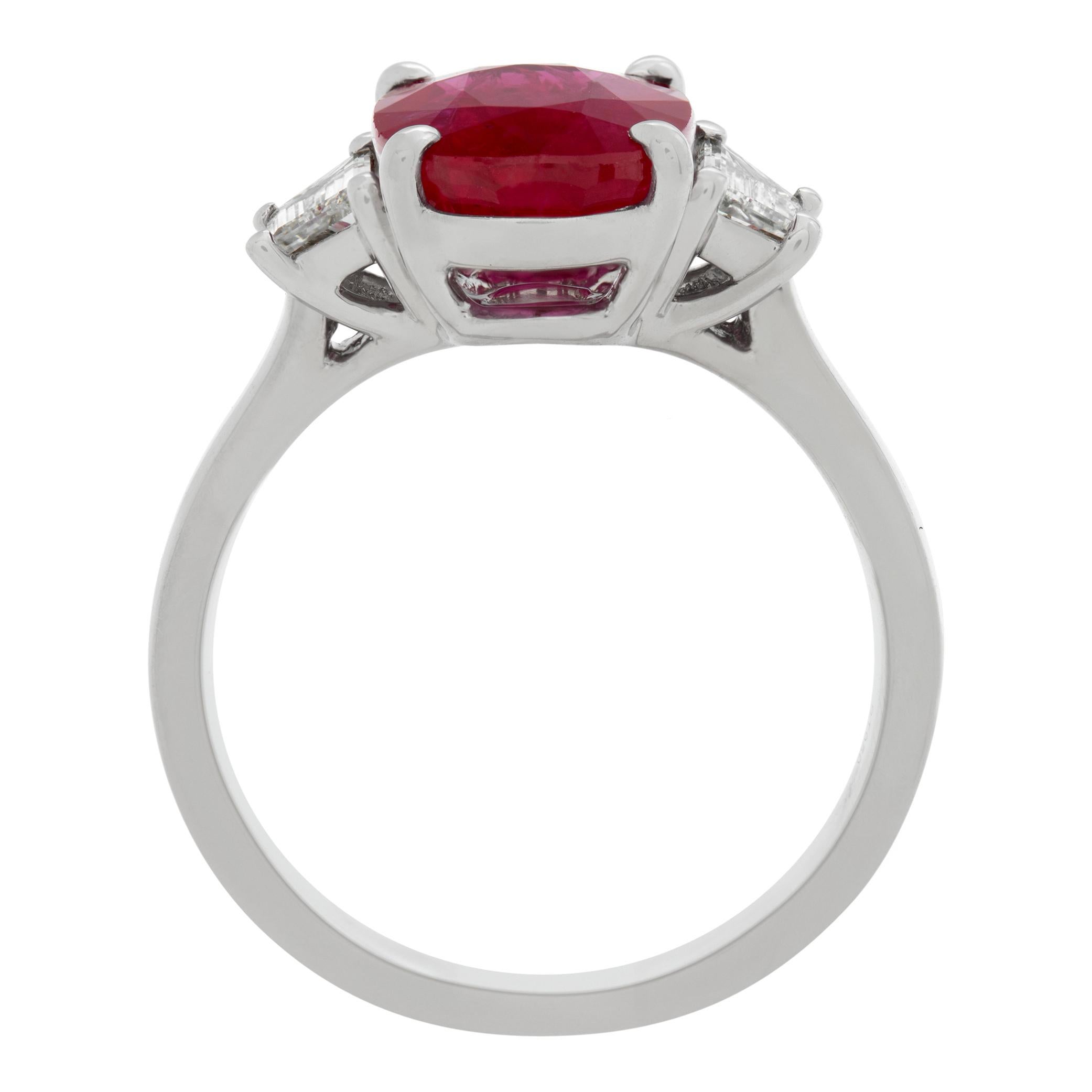Women's GIA Certified ruby & diamonds ring set in platinum. Oval cut ruby: 5.03 carats For Sale