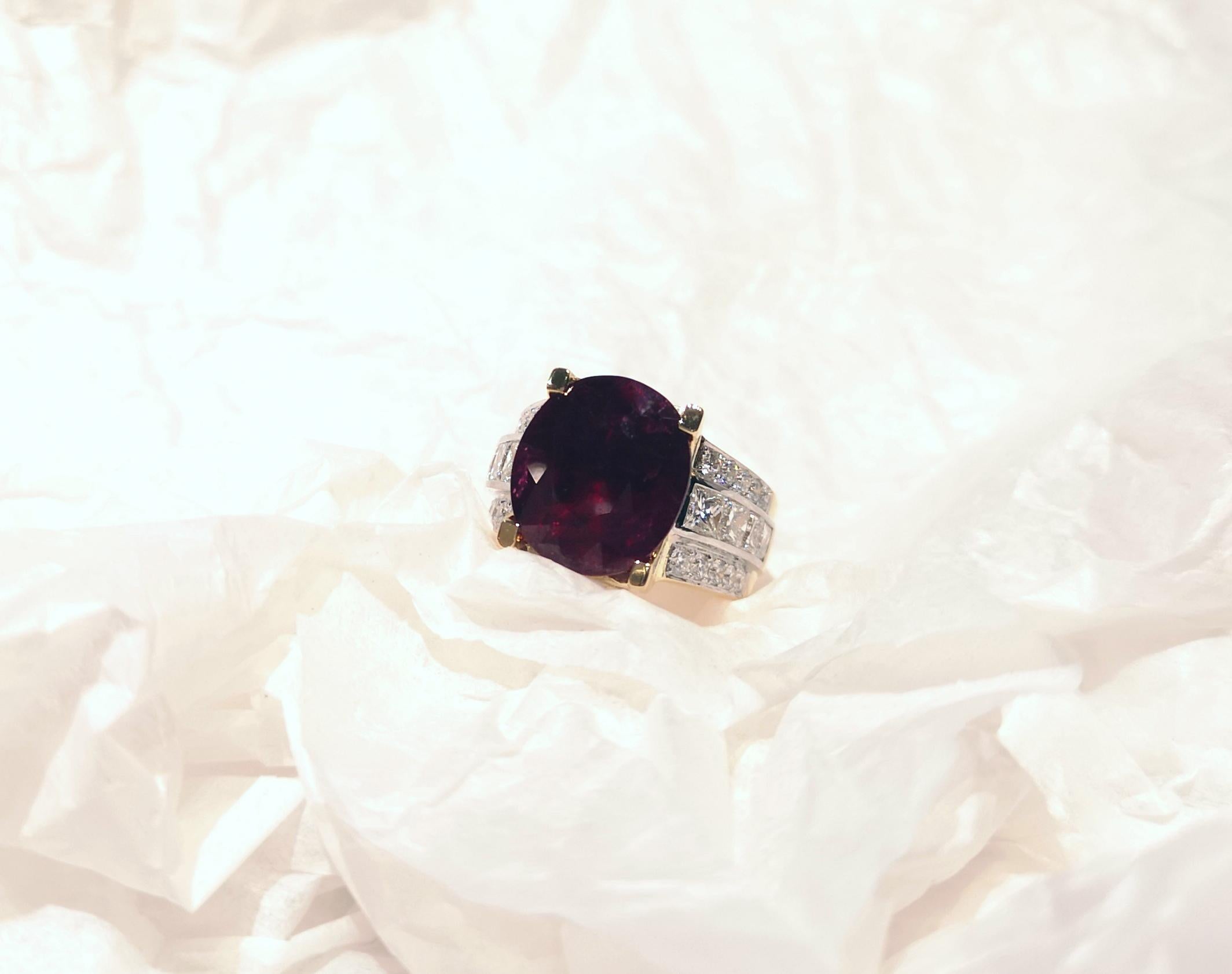 Bague en or 18 carats avec rubis et diamants certifiés GIA en vente 6