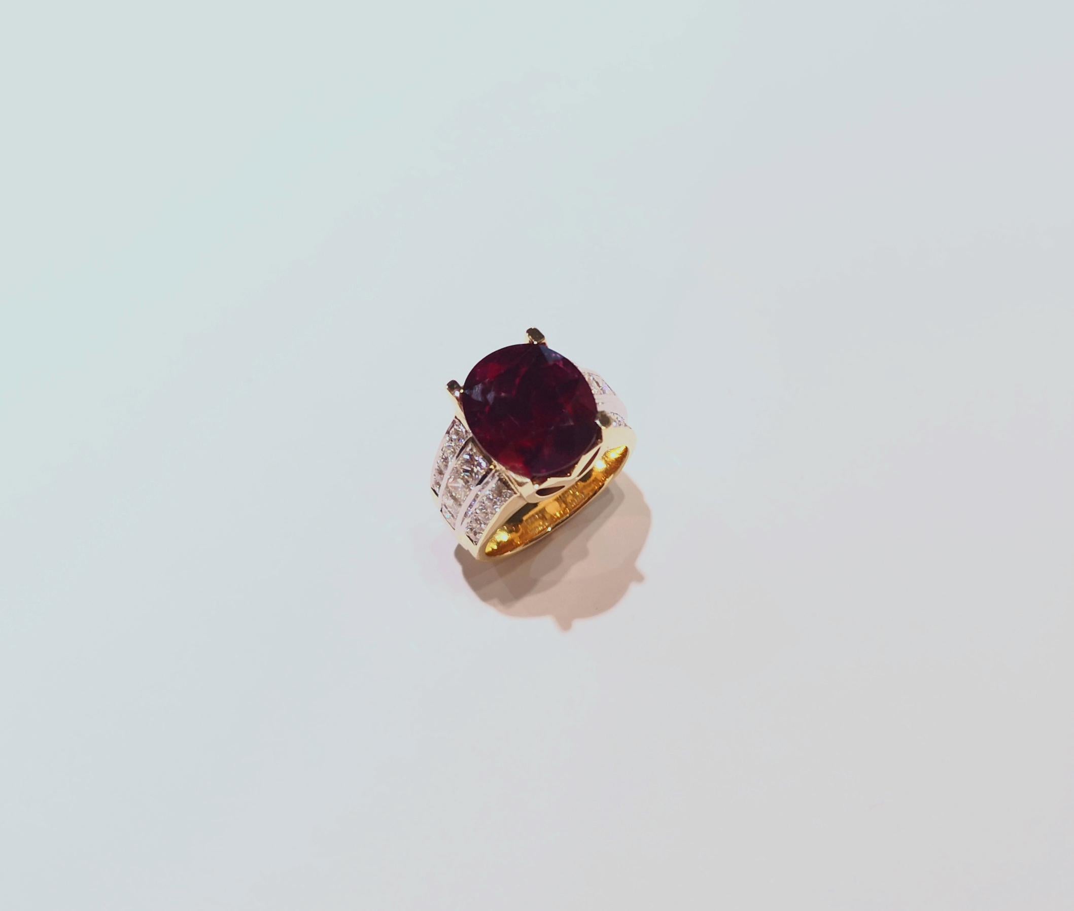 Bague en or 18 carats avec rubis et diamants certifiés GIA en vente 8